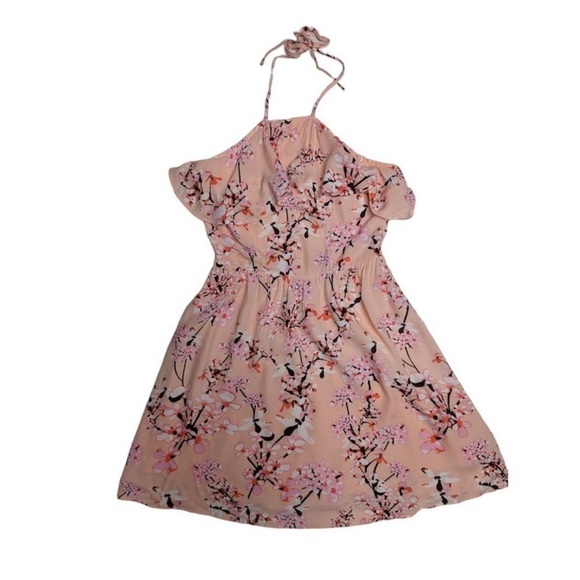 cupcakes & cashmere Dresses & Skirts - Cupcakes and Cashmere Pink Dress